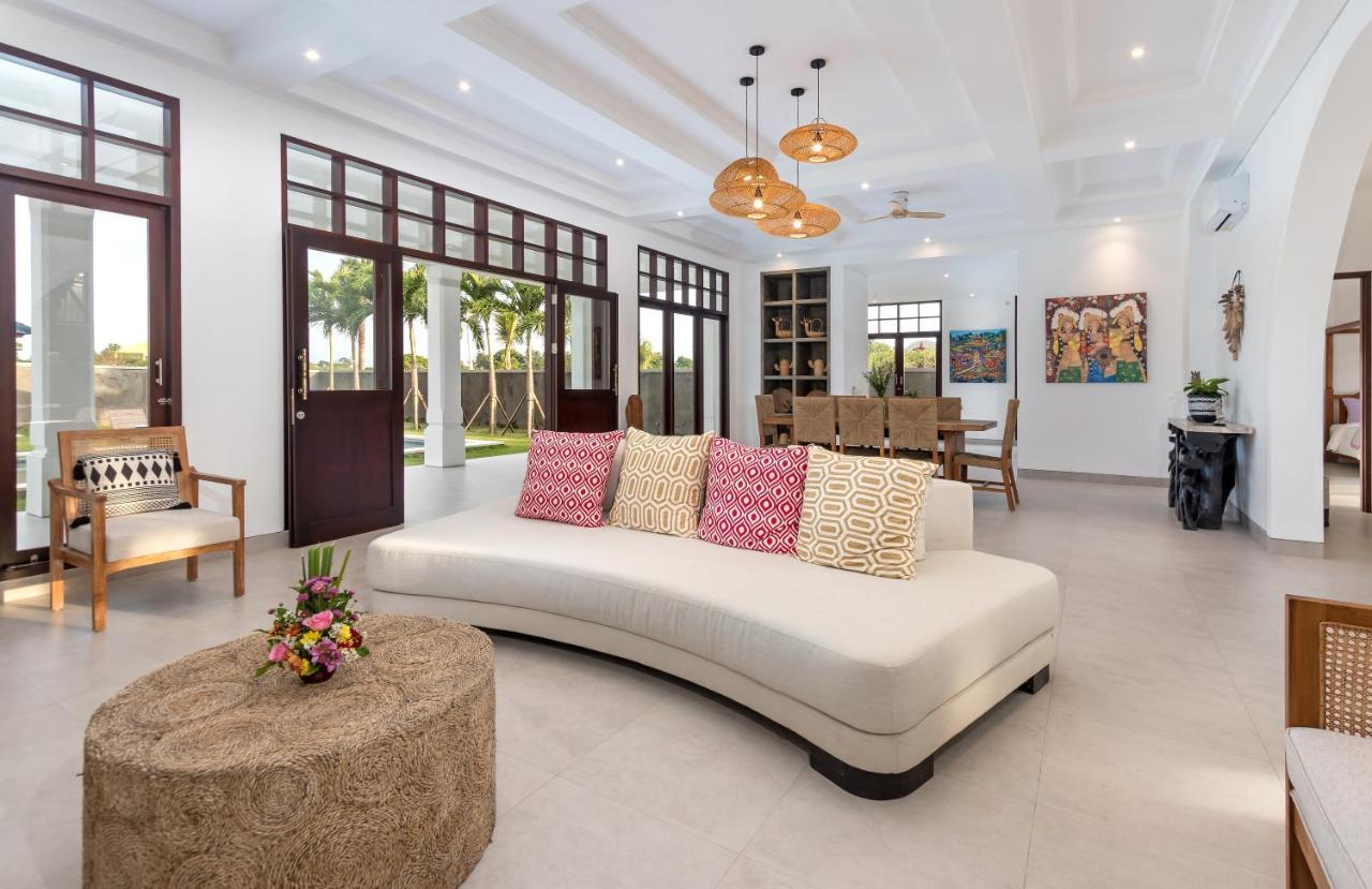 Villa Besakih 5Br, 5 Mins To Beach - Canggu Eksteriør bilde
